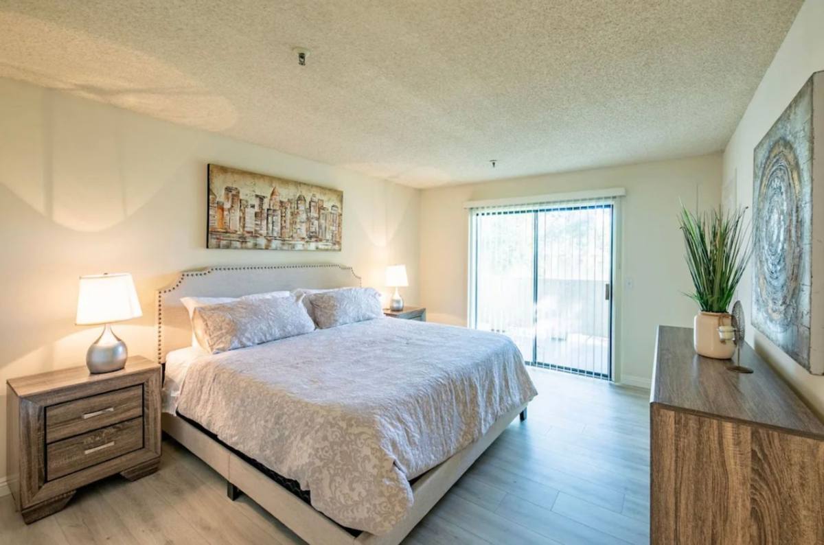 Condo for rent at 70 N Catalina Ave, Pasadena, CA 91106