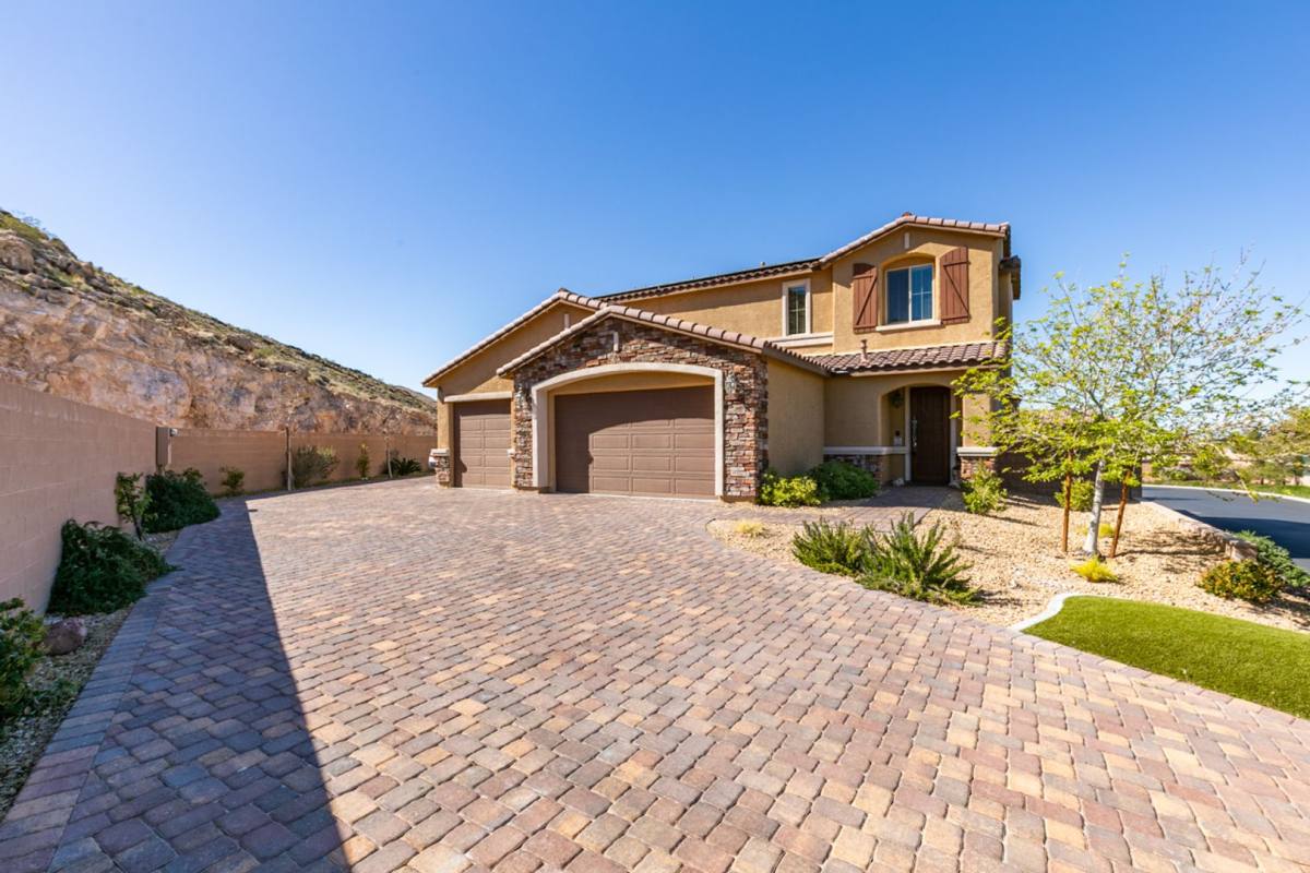 House for rent at 12351 Champions Tour Dr, Las Vegas, NV 89141