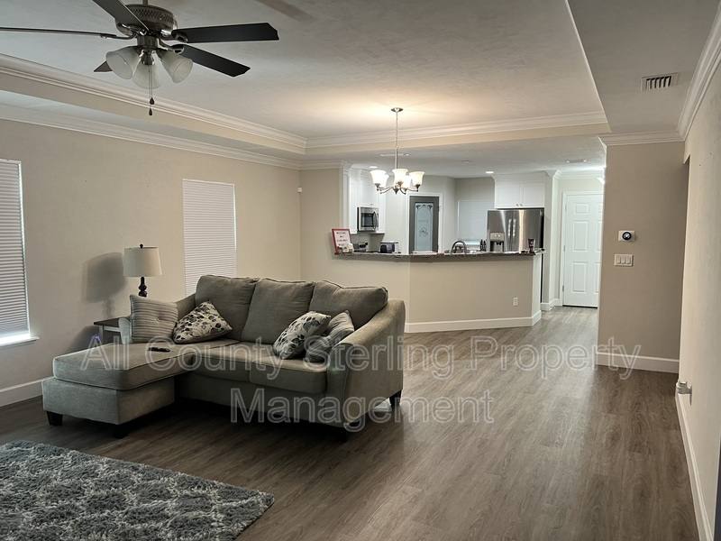Apartment for rent at 25107 SW 9th Lane, Newberry, FL 32669