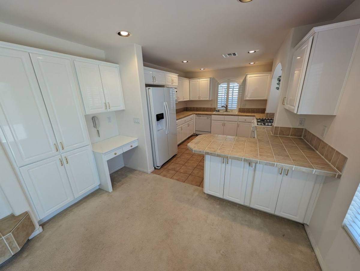 House for rent at 10900 Royal Highlands St, Las Vegas, NV 89141