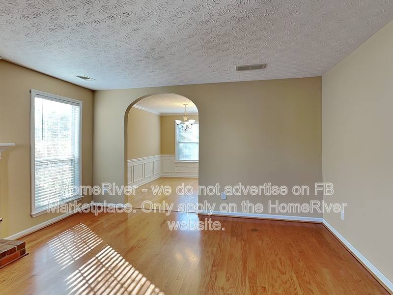 House for rent at 1155 Winthrope Chase Dr, Alpharetta, GA 30009