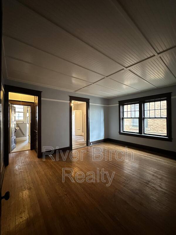 Apartment for rent at 619 S 5th St #3, Springfield, IL 62703