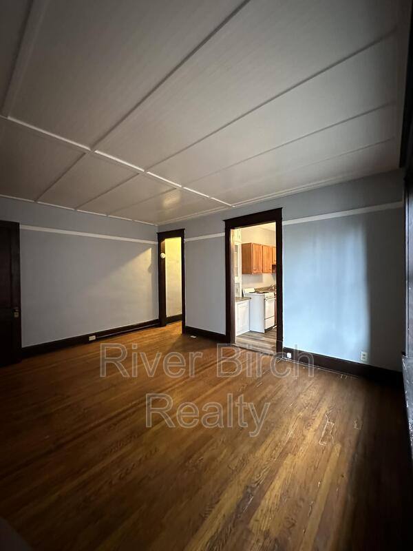 Apartment for rent at 619 S 5th St #3, Springfield, IL 62703