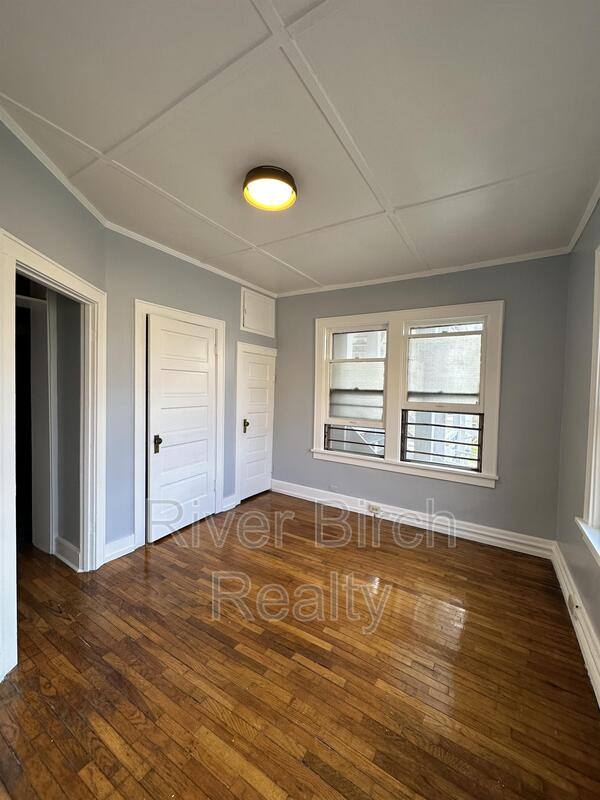 Apartment for rent at 619 S 5th St #3, Springfield, IL 62703