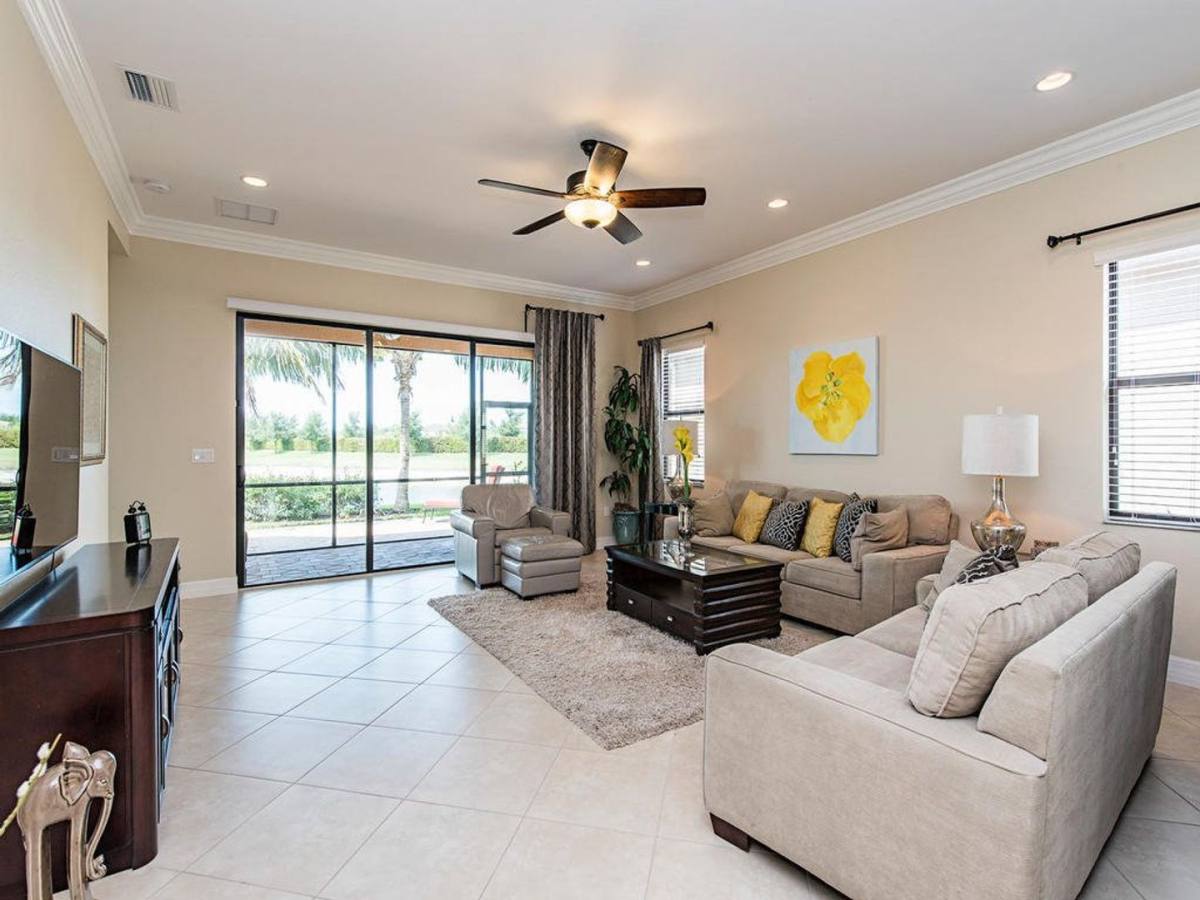 Townhouse for rent at 3326 Baltic Dr, Naples, FL 34119