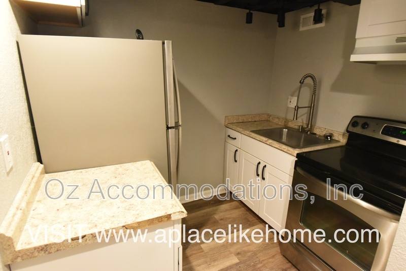 Apartment for rent at 3809 Washington St #B, Kansas City, MO 64111