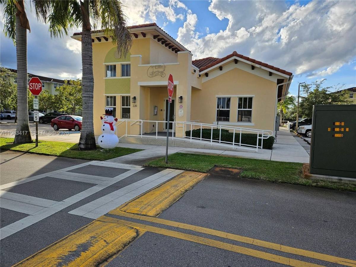 Apartment for rent at 290 NW 109th Ave, Miami, FL 33172