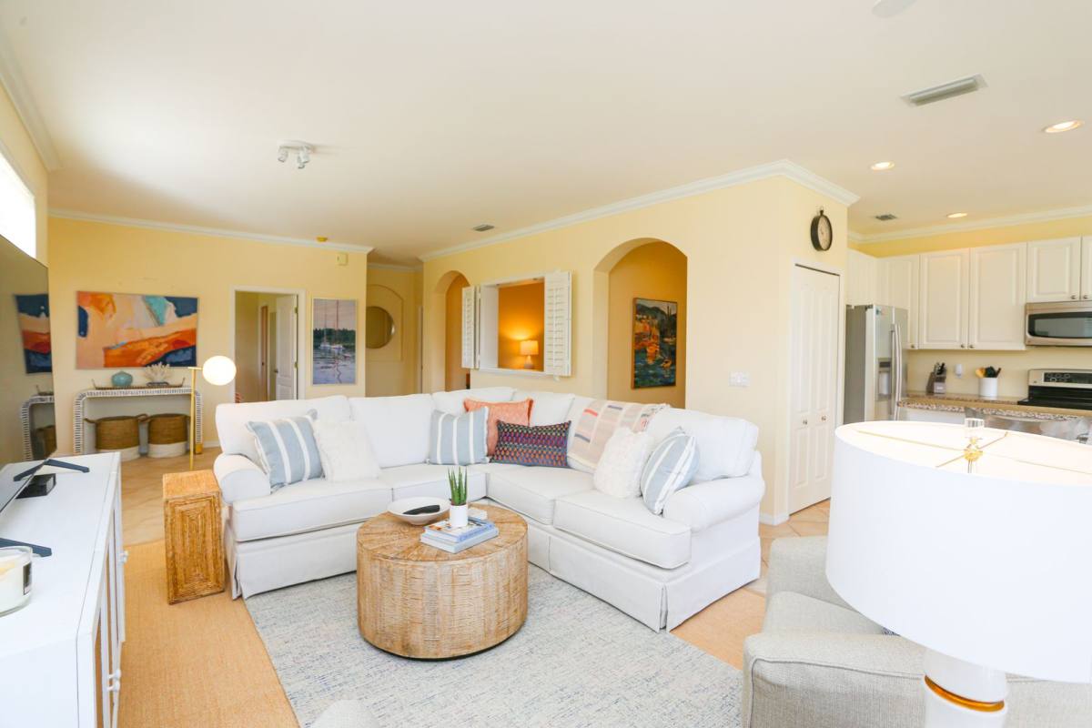 Condo for rent at 8981 Palmas Grandes Blvd, Bonita Springs, FL 34135