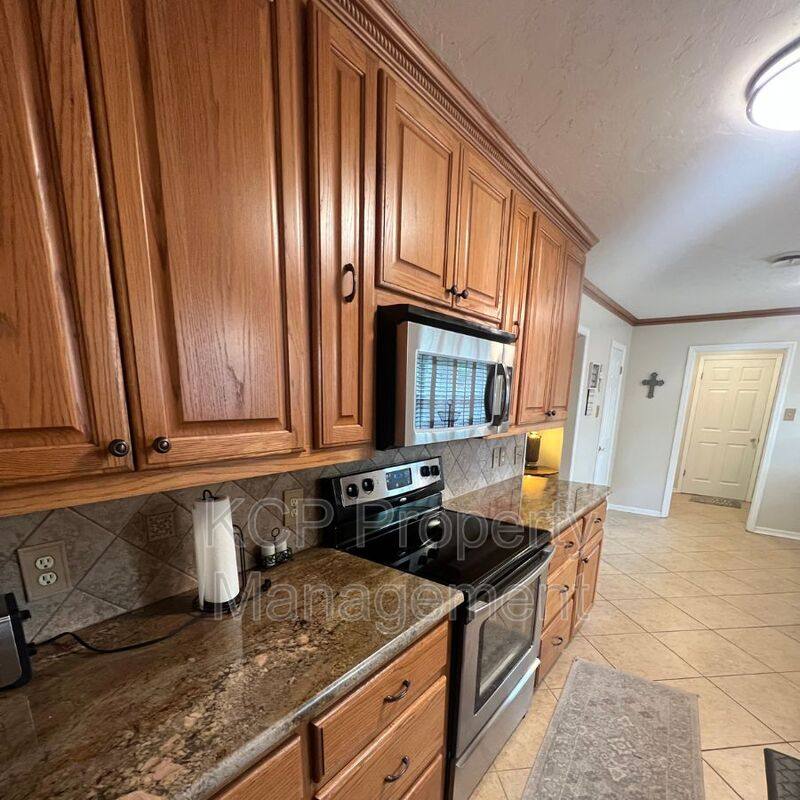 House for rent at 10511 Meandering Way, Fort Smith, AR 72903