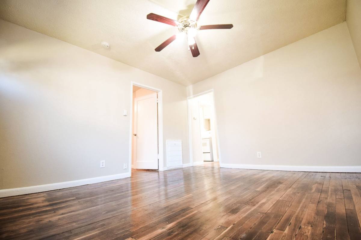 Apartment for rent at 2121 N Kilpatrick St, Portland, OR 97217