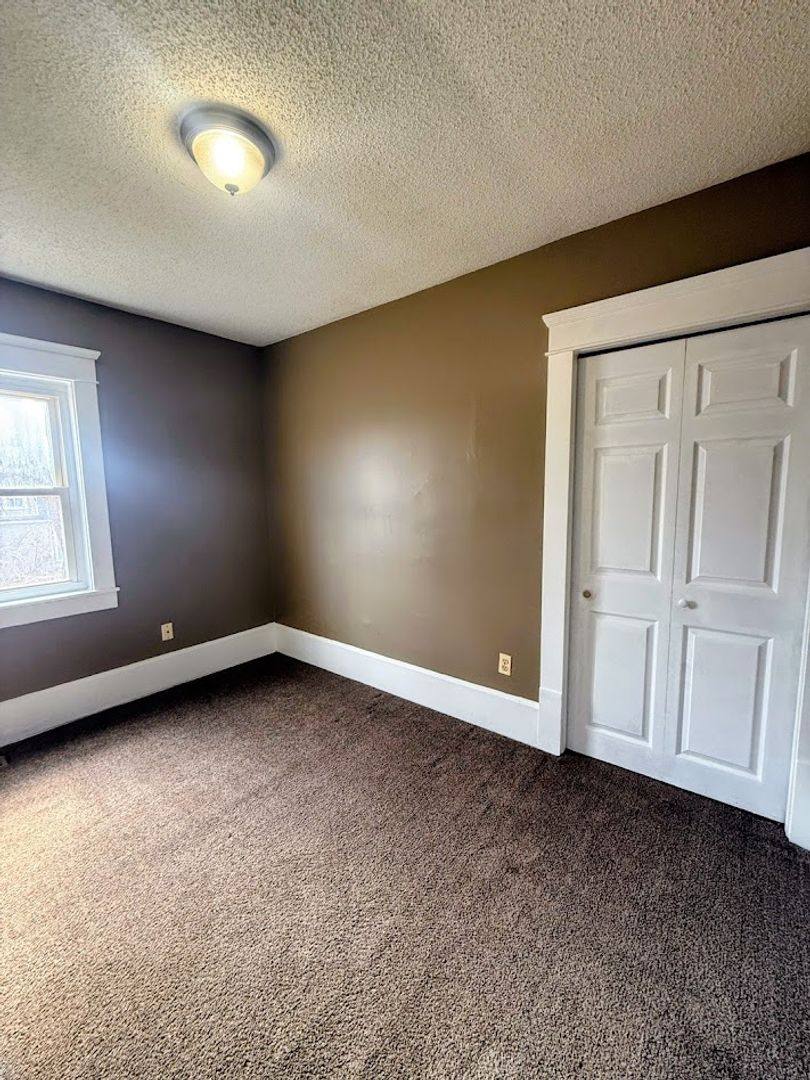 Apartment for rent at 729 Mallison Ave, Akron, OH 44307