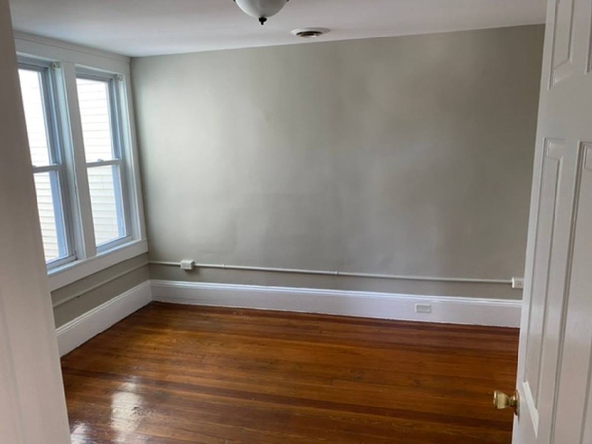 Apartment for rent at 185-187 Newbury St, Lawrence, MA 01841