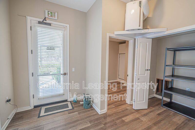 House for rent at 26266 Prima Way, Santa Clarita, CA 91350