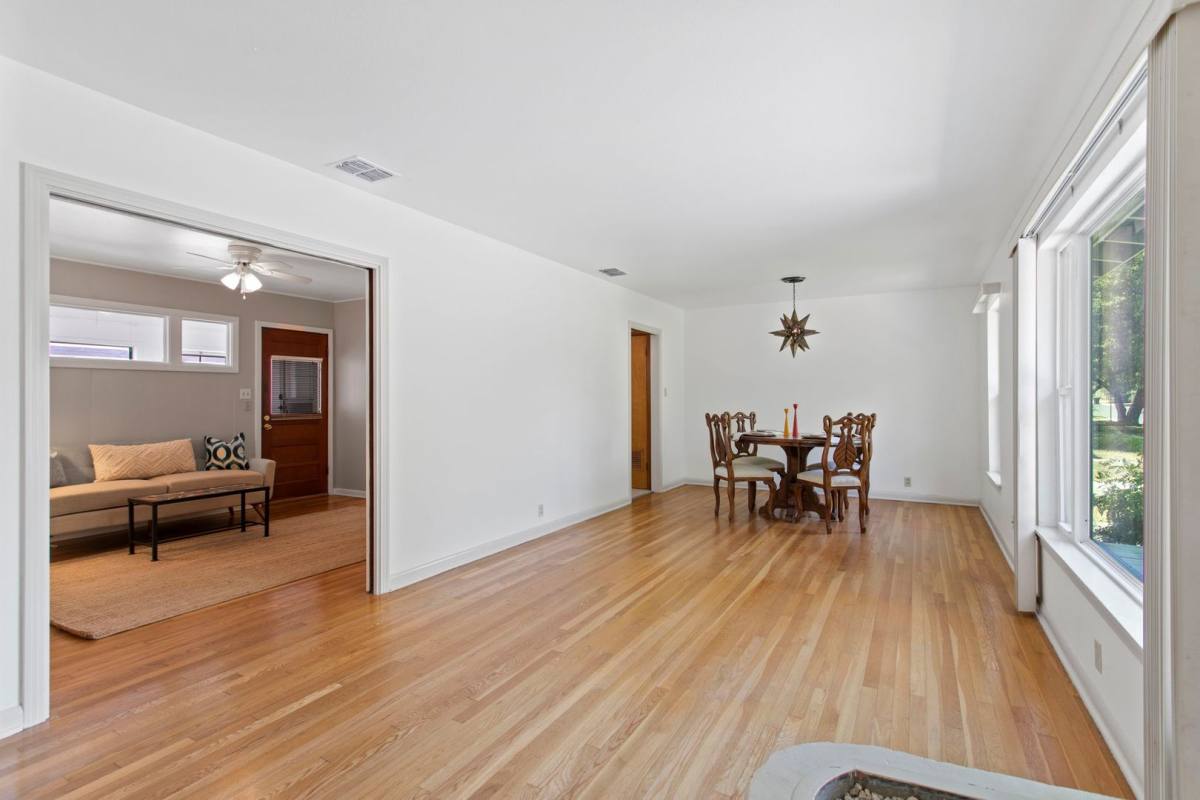 House for rent at 2010 Edgehill Dr, San Antonio, TX 78209