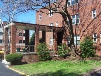 Apartment for rent at 5300 Fifth Ave, Pittsburgh, PA 15232