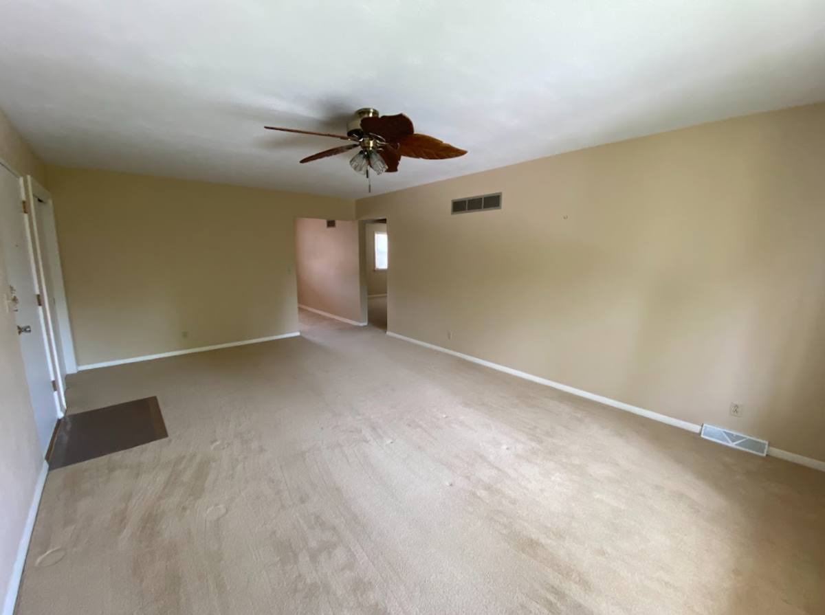Apartment for rent at 5525 34th Ave, Moline, IL 61265