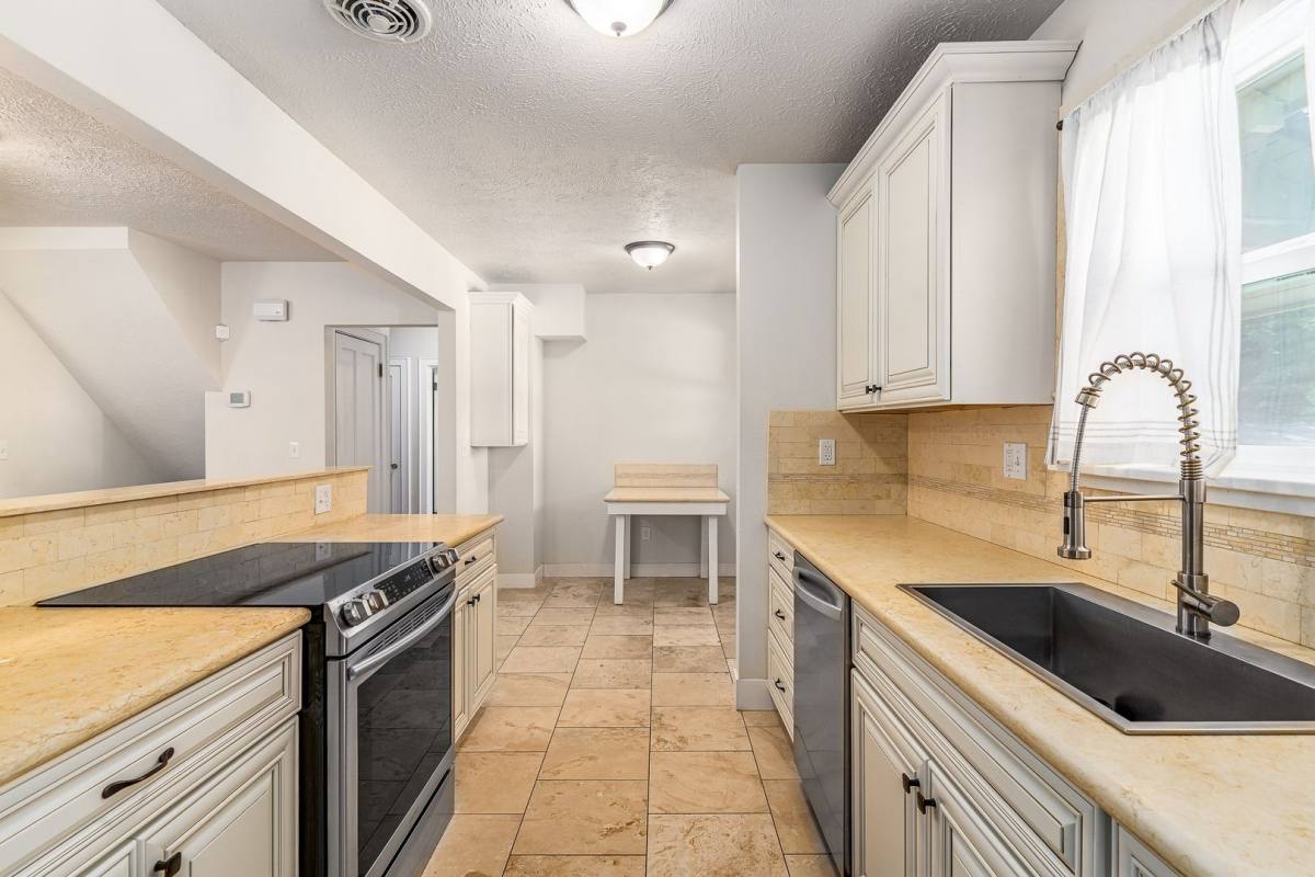 House for rent at 2227 S Grand Blvd, Spokane, WA 99203
