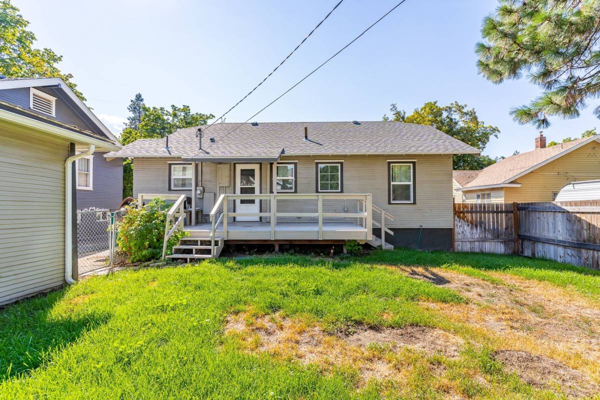 House for rent at 2227 S Grand Blvd, Spokane, WA 99203