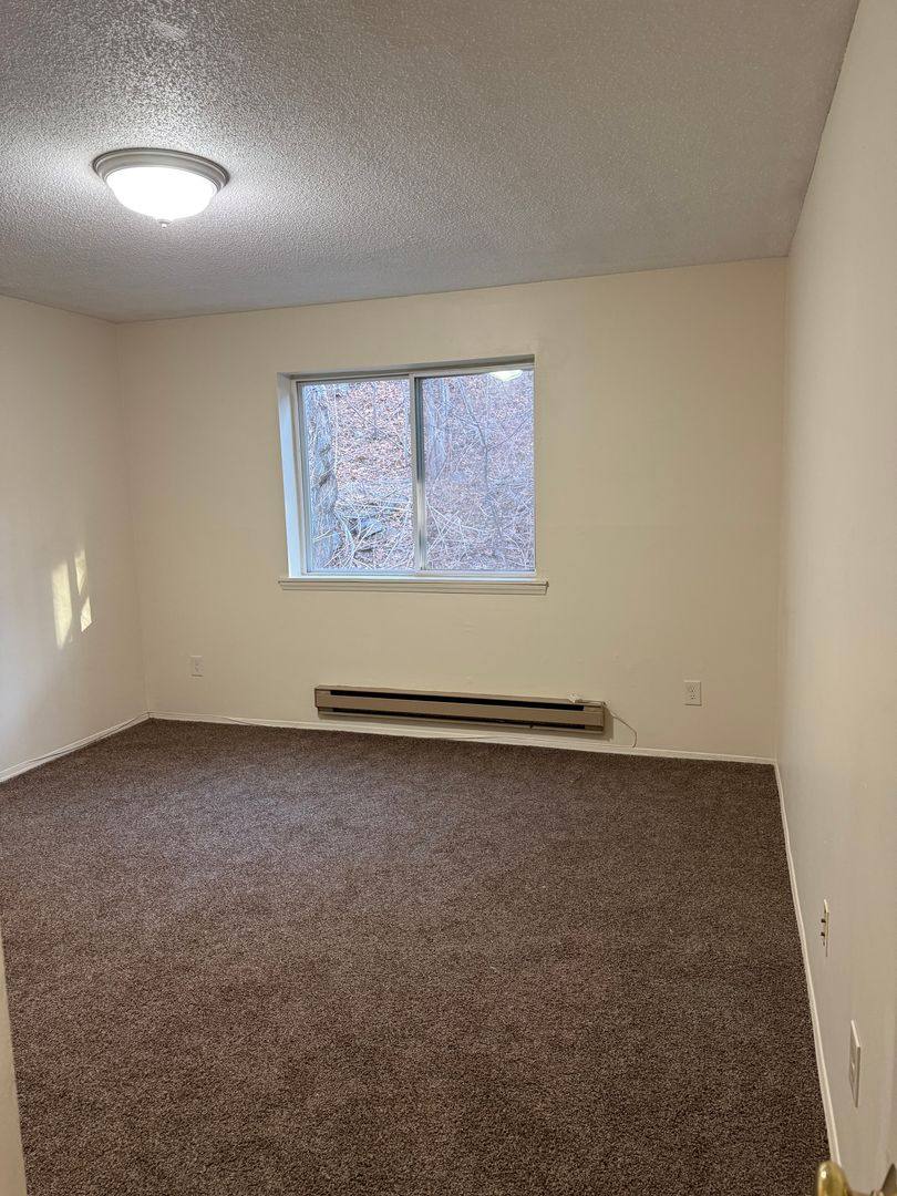 Apartment for rent at 26 & 32 Farragut St, Waterbury, CT 06705