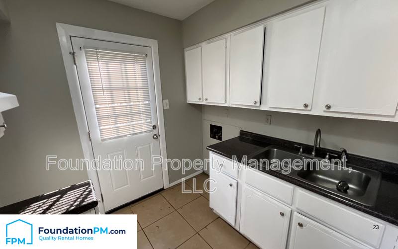 House for rent at 1131 Catalina Rd #1, Memphis, TN 38111