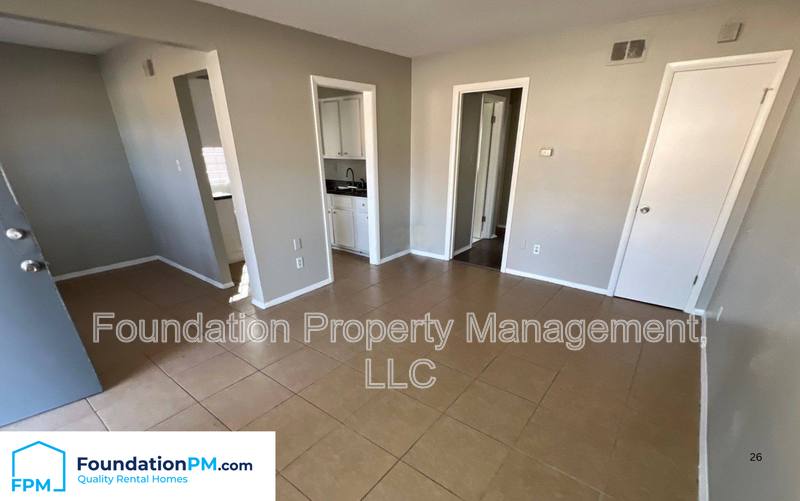 House for rent at 1131 Catalina Rd #1, Memphis, TN 38111