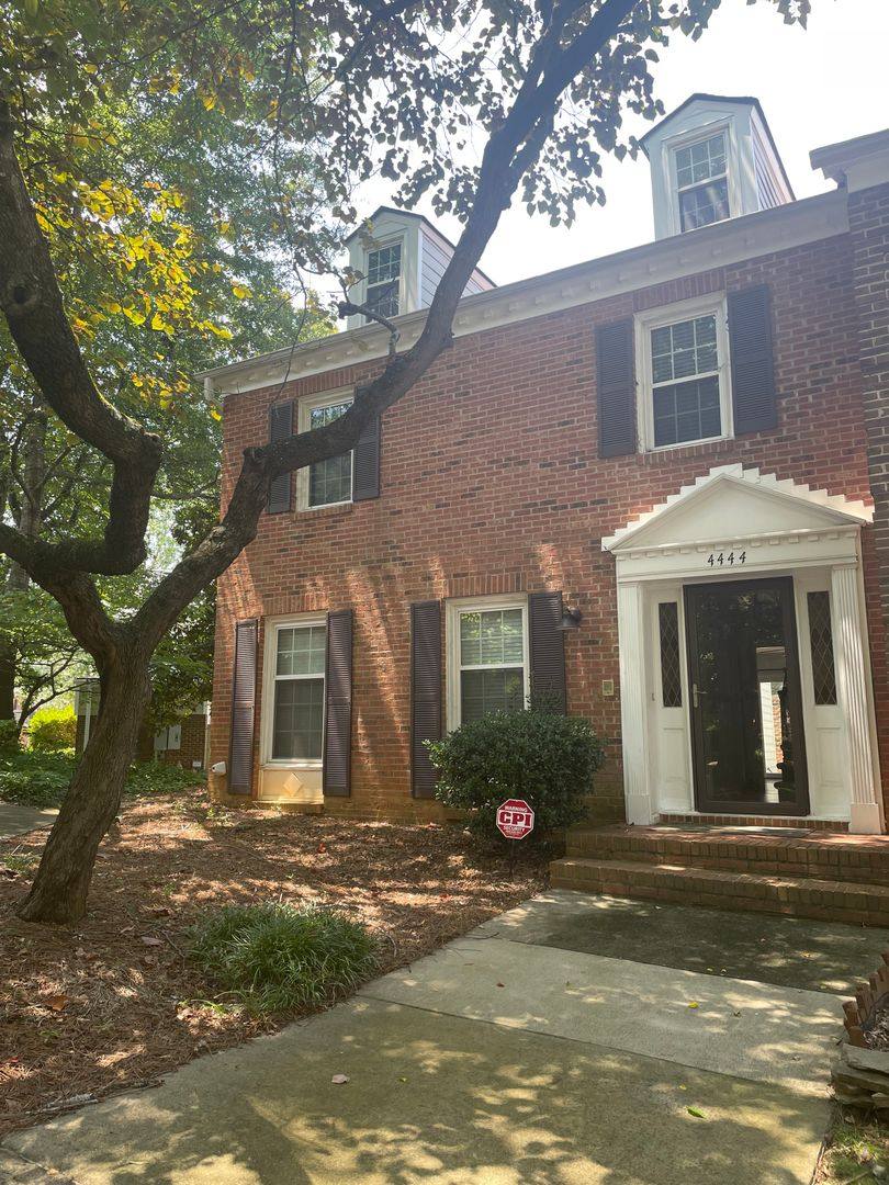 Townhouse for rent at 4444 Mullens Ford Rd, Charlotte, NC 28226