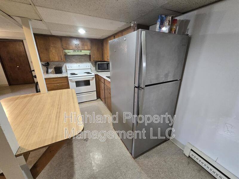Apartment for rent at 520 NE Maple St #C, Pullman, WA 99163