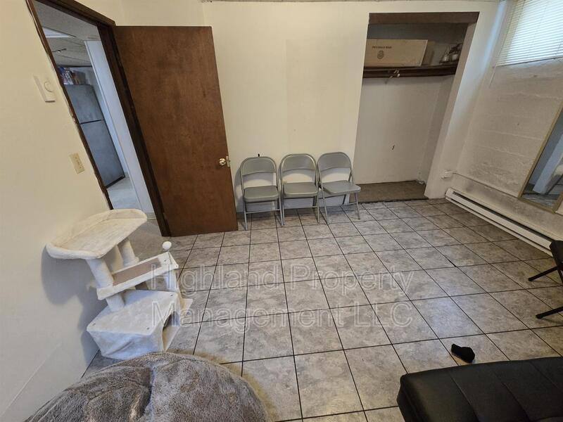 Apartment for rent at 520 NE Maple St #C, Pullman, WA 99163