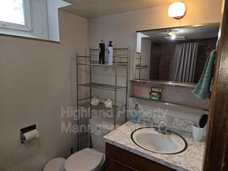 Apartment for rent at 520 NE Maple St #C, Pullman, WA 99163
