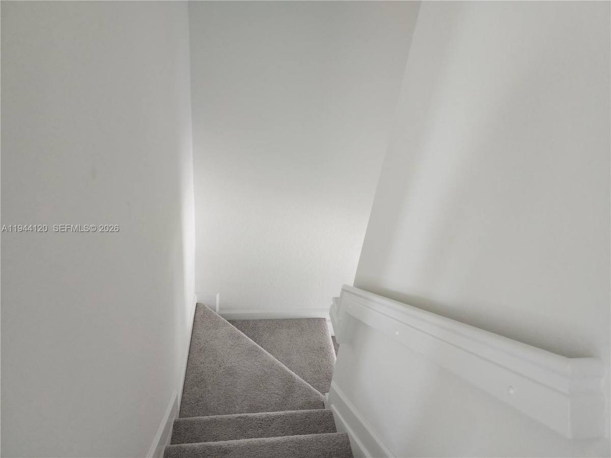 Townhouse for rent at 2750 SE 24th Terrace, Homestead, FL 33035