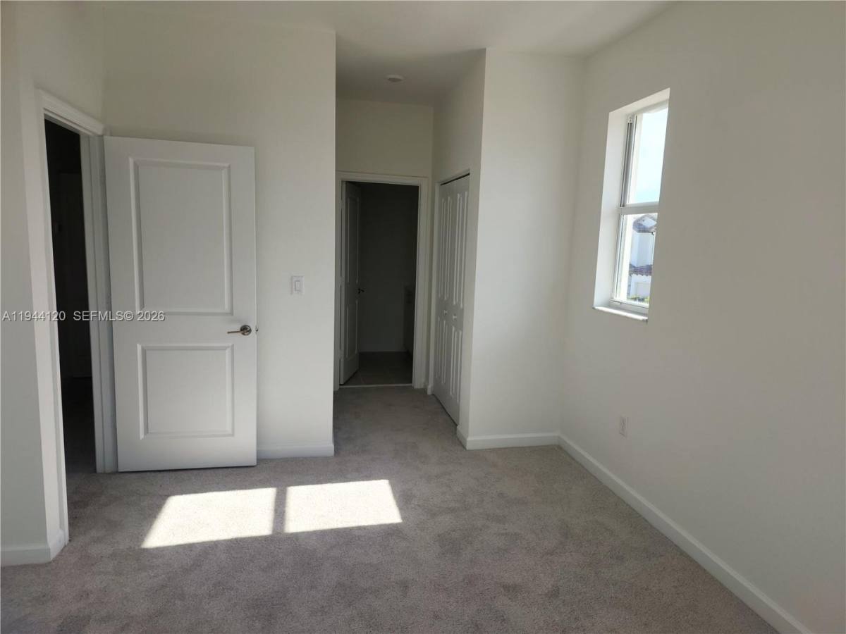 Townhouse for rent at 2750 SE 24th Terrace, Homestead, FL 33035