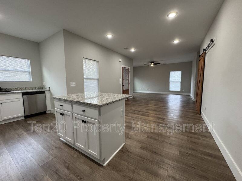 House for rent at 1346 Ingersoll Dr, Phenix City, AL 36867