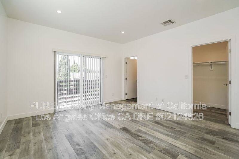 Townhouse for rent at 1340 N Kenmore Ave, Los Angeles, CA 90027