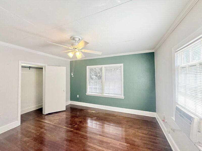 Apartment for rent at 1720 E La Rua St #A Gle-Clo, Pensacola, FL 32501