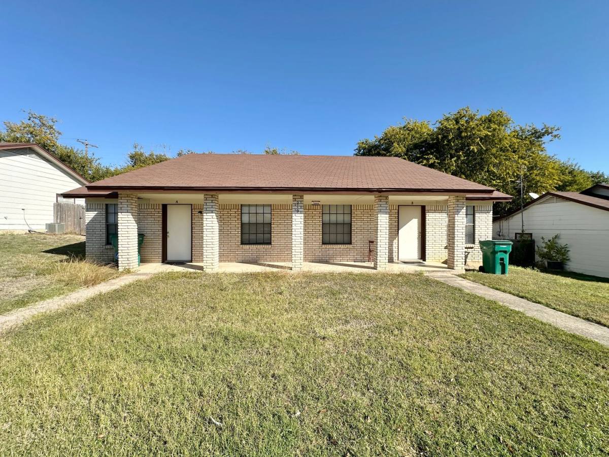 Townhouse for rent at 219 E Beeline Dr, Harker Heights, TX 76548