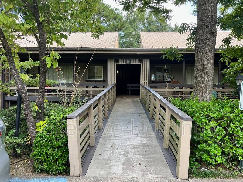 Condo for rent at 3101 Lorna Rd #924, Birmingham, AL 35216