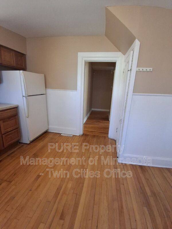 Apartment for rent at 987 Churchill St #1, Saint Paul, MN 55103