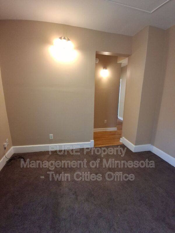 Apartment for rent at 987 Churchill St #1, Saint Paul, MN 55103