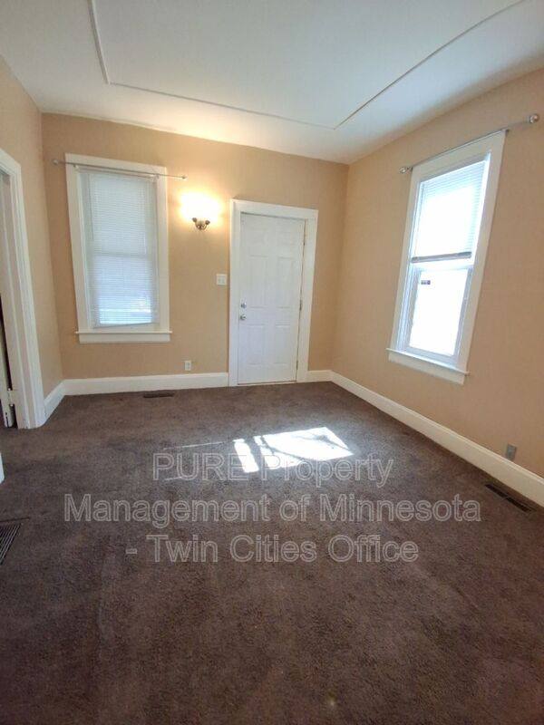 Apartment for rent at 987 Churchill St #1, Saint Paul, MN 55103