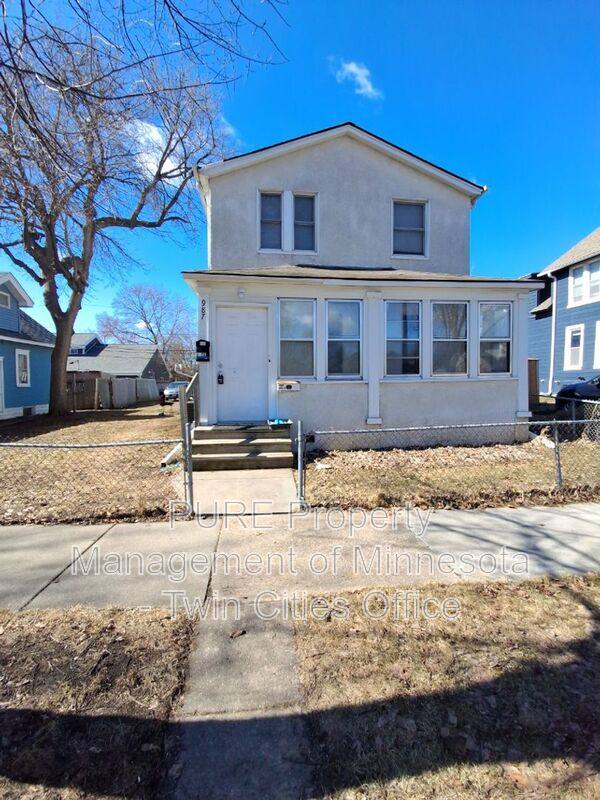 Apartment for rent at 987 Churchill St #1, Saint Paul, MN 55103