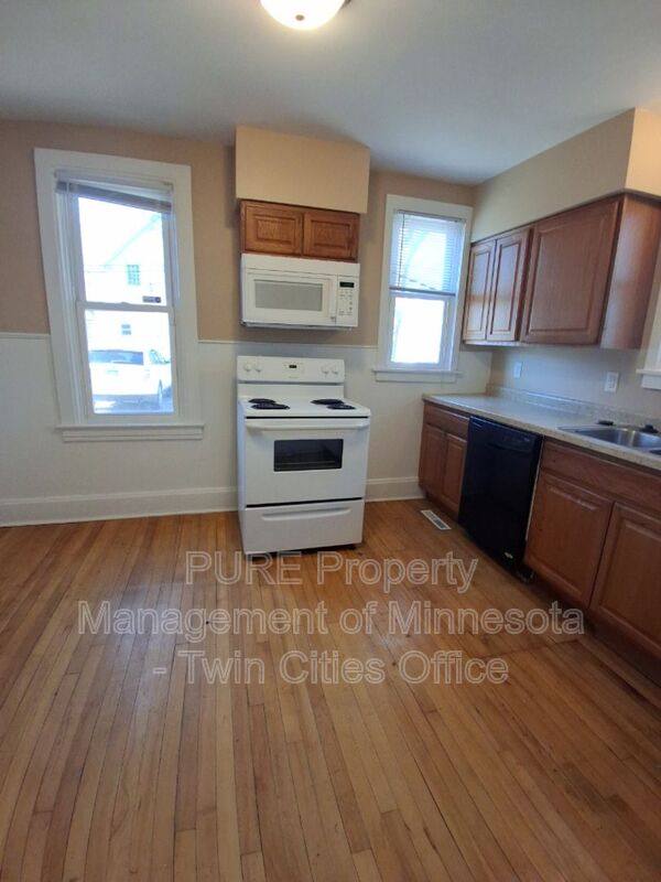 Apartment for rent at 987 Churchill St #1, Saint Paul, MN 55103