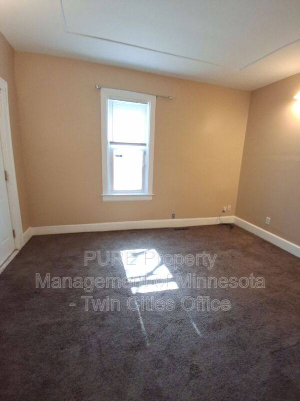 Apartment for rent at 987 Churchill St #1, Saint Paul, MN 55103