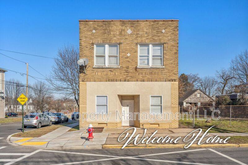 Apartment for rent at 1501 S Wood Ave #2B, Linden, NJ 07036