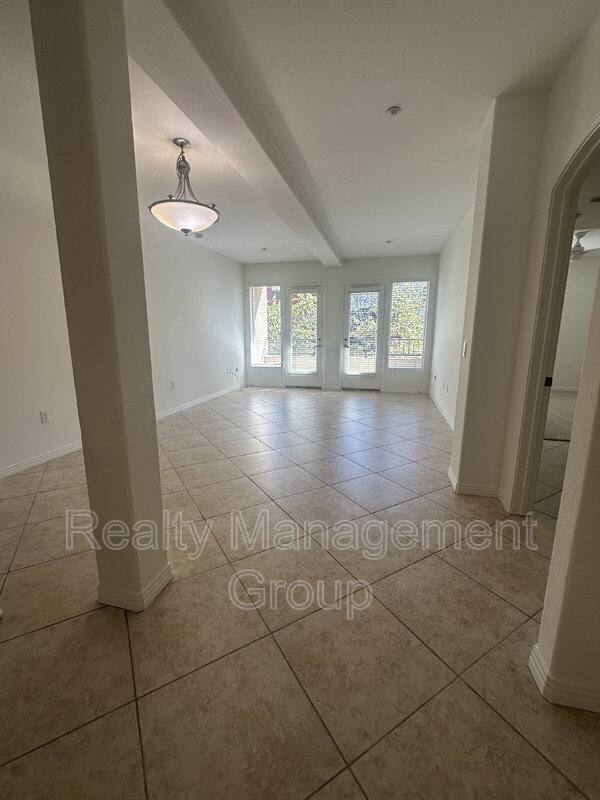 Condo for rent at 301 W G St #307, San Diego, CA 92101