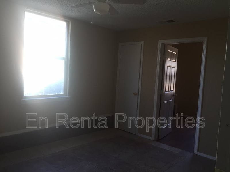 House for rent at 601 W Beach St, Fort Worth, TX 76111