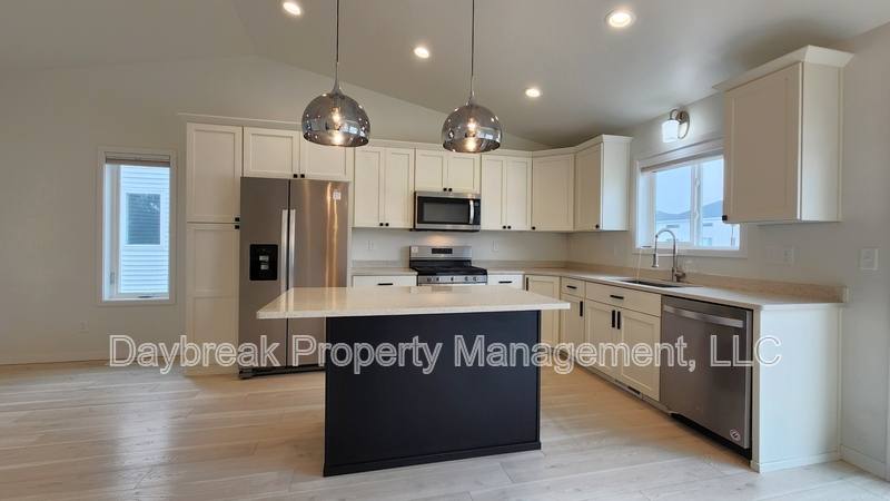 House for rent at 2584 66th Ave S, Fargo, ND 58104