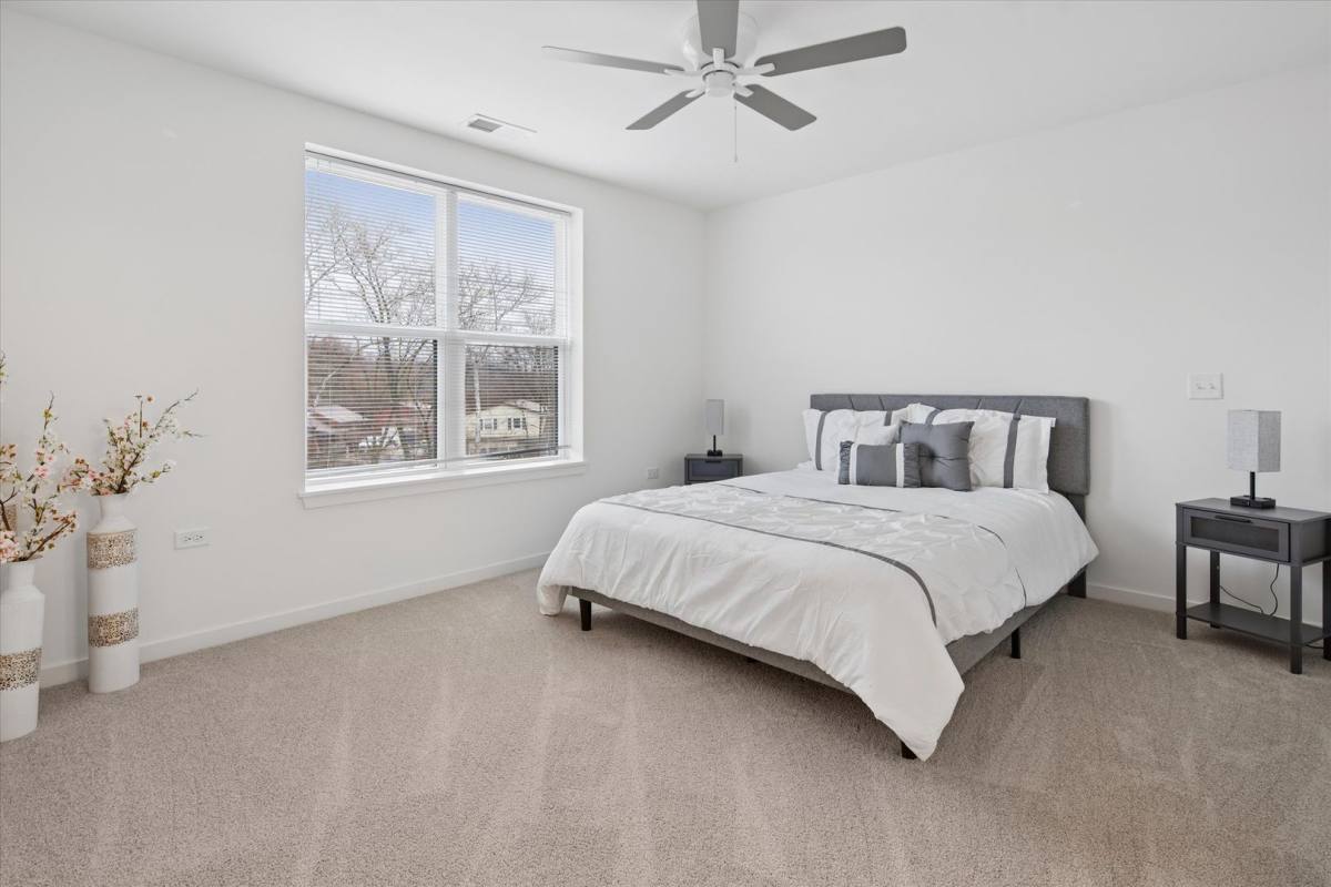 Townhouse for rent at 15544 Kilpatrick Ave, Oak Forest, IL 60452