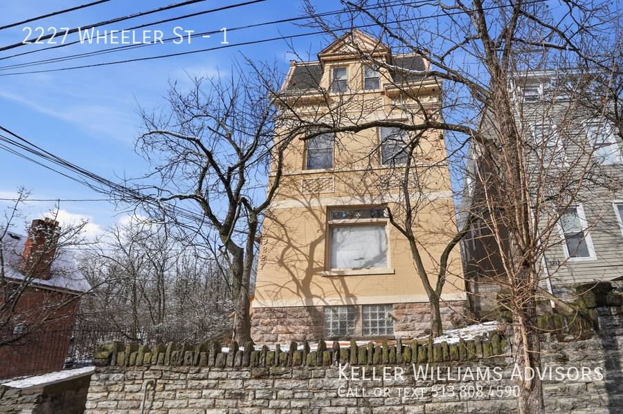 Apartment for rent at 2227 Wheeler St #1, Cincinnati, OH 45219