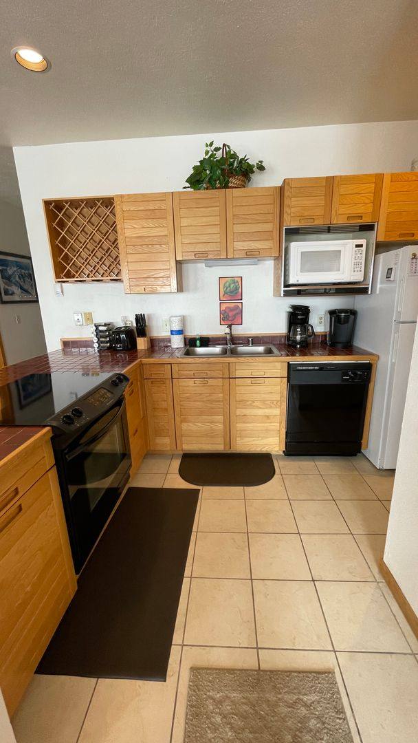 Condo for rent at 91415 Ryan Gulch Rd #415, Silverthorne, CO 80498
