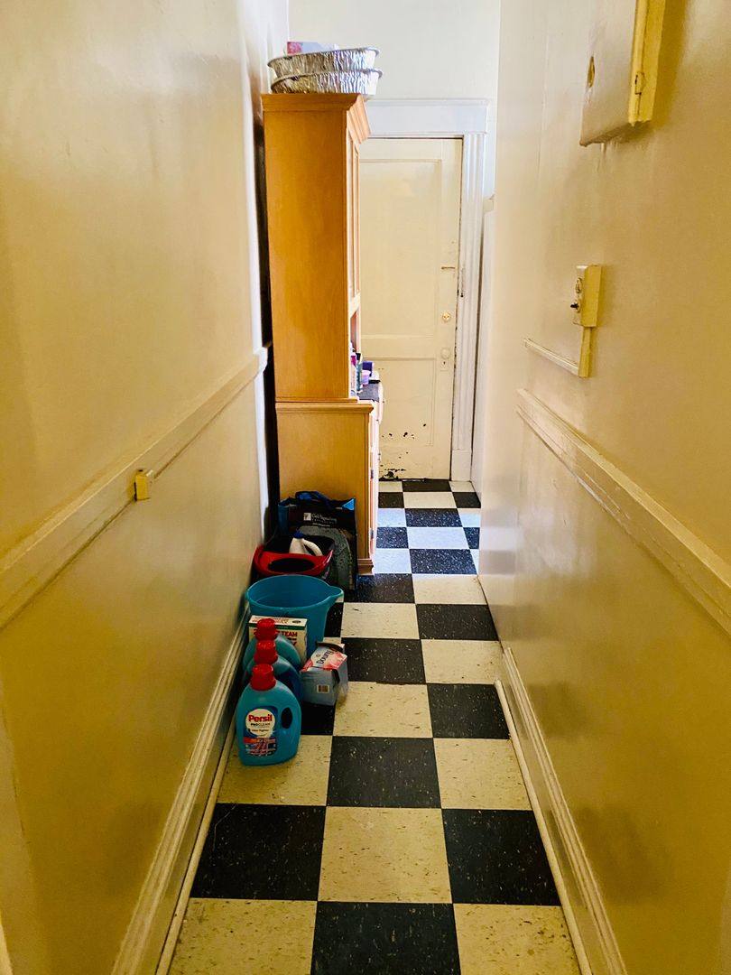 Apartment for rent at 3001 Monument Ave, Richmond, VA 23221